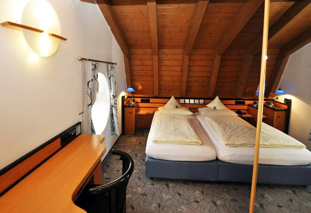 *** Otel Villa Waldperlach By Blattl Münih Almanya