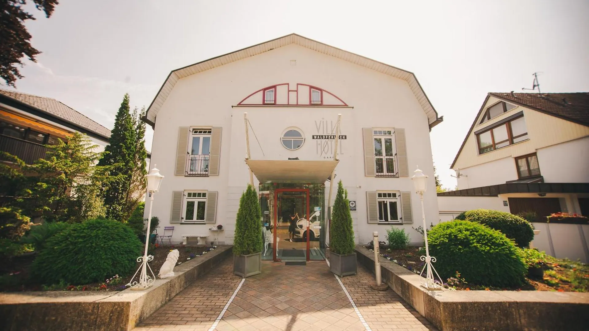 Villa Waldperlach By Blattl Münih 3*,  Almanya