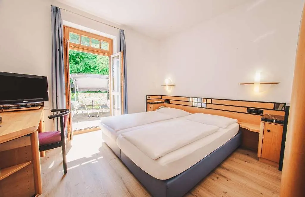 Villa Waldperlach By Blattl Munique Hotel