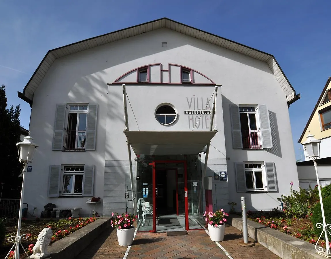 Villa Waldperlach By Blattl Münih