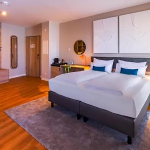מלון Ramada Encore By Wyndham Messe