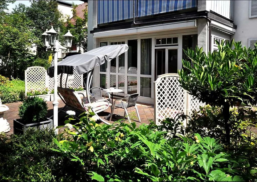 Villa Waldperlach By Blattl Munich 3*,  Germany